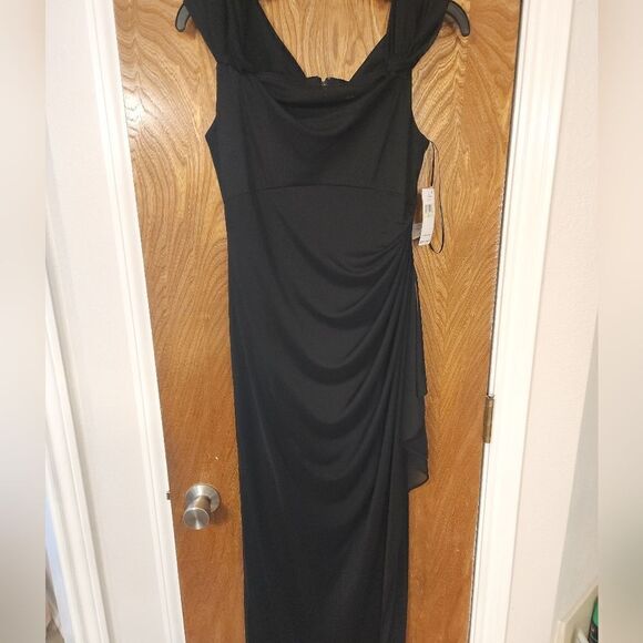Alex Evenings Cold Shoulder Ruffle Gown  NWT Size 4P - Picture 6 of 10